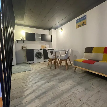 Lavoilanoi * Mangalia